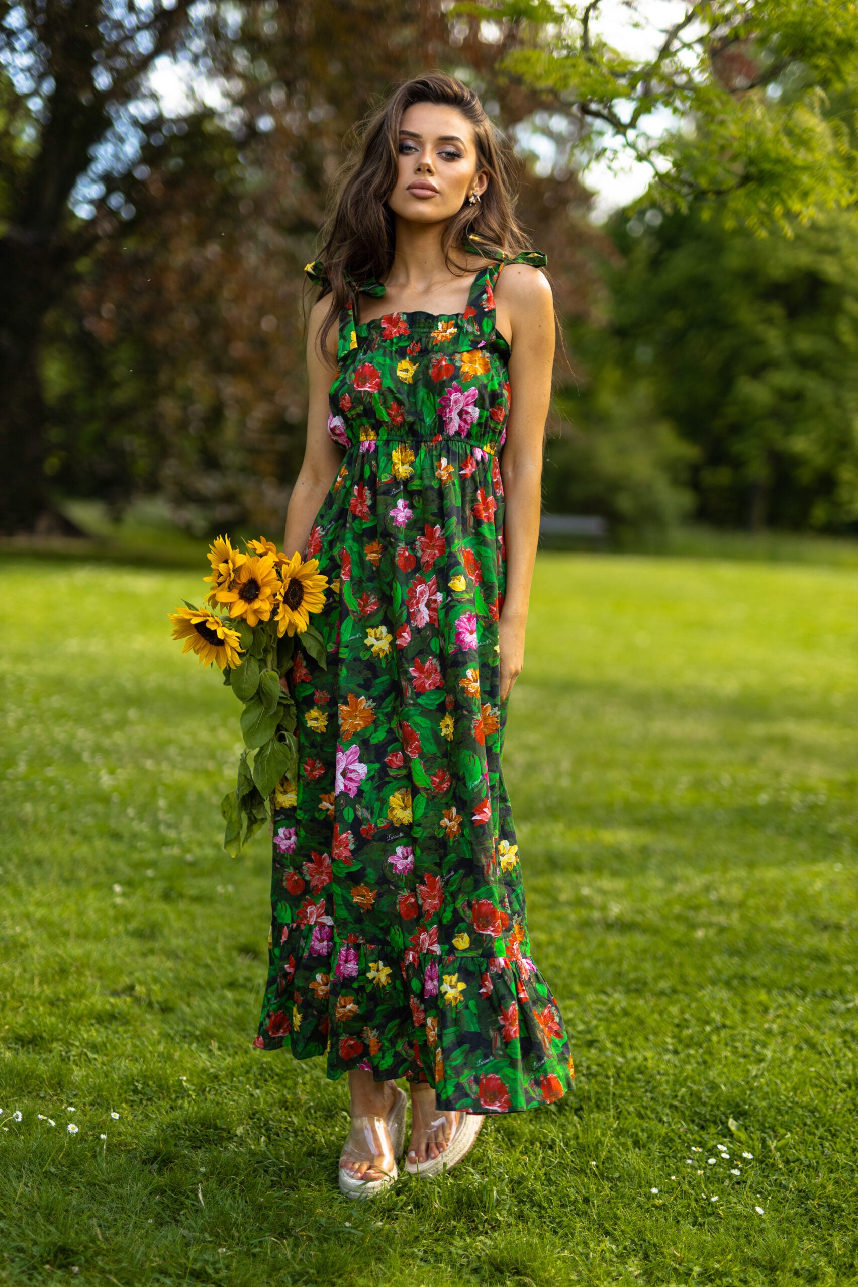 Floral dress image 0