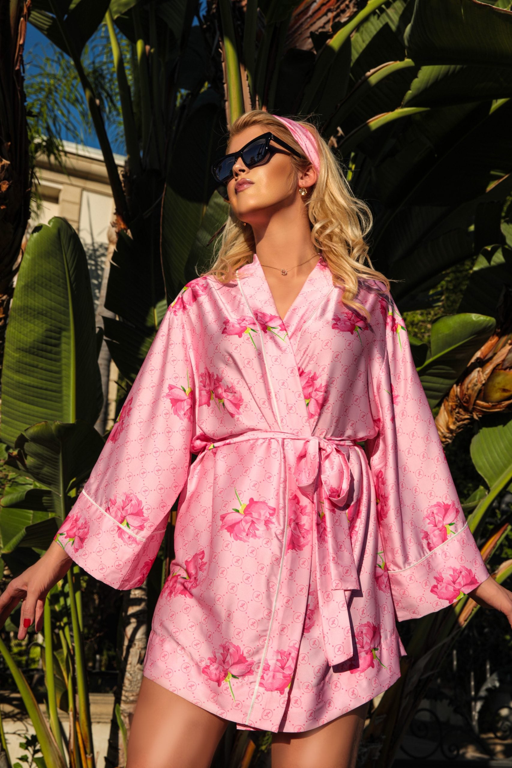 Peony of Beverly Robe image 1